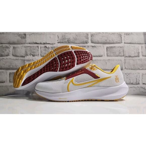 Nike Air Zoom Pegasus 40 Tuskegee Golden Tigers Running Mens 12 DZ6004-100 - Picture 1 of 6